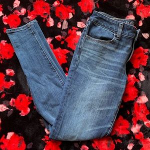NWOT American Eagle Super Stretch Jegging